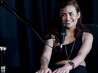 Safada's showing off her blowjob skills and sucking on Bia Hot's tits - Kamilla Werneck in sheer red lingerie 😏👅