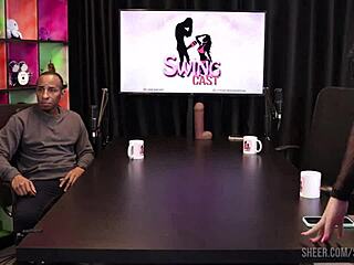 Hey, check out this compilation of negro top delícia and Alice Vasconcelos in swing cast with Tifany Rocha featuring milf domination and group sex.