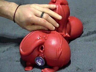 ओह शूट दो डेमन्स का फेसऑफ, इंटेंस इंटररेशियल चुदाई के बाद XattlaLust बड़ी गांड ब्रूनेट के डॉल मुंह से कम चाटा