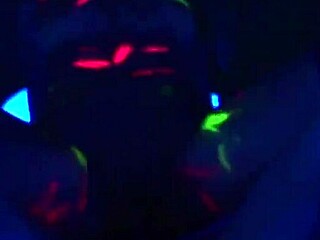 खूबसूरत ब्रूनेट नर्स, मेरा लंड राइड कर कम से नहा जाना चाहती?