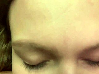 उह दोस्त संग कंसोल खेला लेकिन गर्म गर्लफ्रेंड की गीली चूत राइडिंग हो गई!