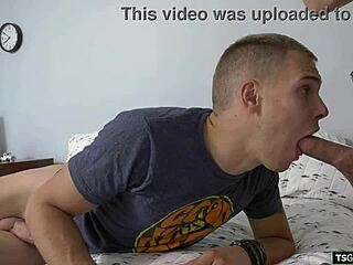 बस्टी शेमेल सौतेली माँ को मुठ मारते हुए पकड़ा चुदाई स्टाइल में