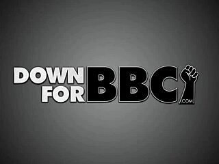 ओह मैं इन दो ब्लैक लंडों से डीपी ले रही हूँ, शेव्ड चूत में हर रफ थ्रस्ट महसूस हो रहा... इंटेंस!