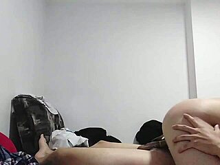 I Show My Horny 18+ Stepbrother Condom Use and Riding Practice