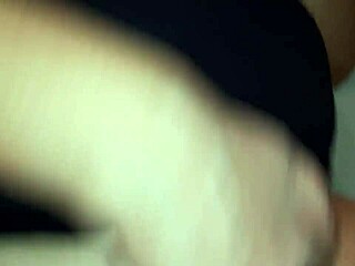 सौतेली बहन संग चूतें रगड़ जोरदार सिसकियां ऑर्गेज्म तक