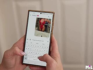 Can this hotwife really seduce her gym hookup for rough interracial quickie with cum in mouth?