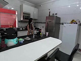 Why Does the Curitibana Newcomer Arrive at Ted's New Mansion for Her First Time Shoot?