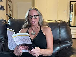 hey, listen to this, says nina nite as she reads aloud in her curvy muscular bodybuilder outfit for the interactive photoshoot.