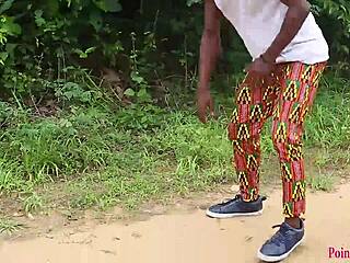 काली क्वीन आउटडोर रैंच वर्कआउट को ट्रेनर के मॉन्स्टर लंड से बुश चुदाई में बदल देती