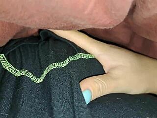 निम्फो सौतेली बहन ने 5 मिनट में पीओवी राइड कर क्रीमपाई करवा लिया यकीन नहीं होता