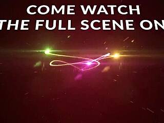 कोलंबियन ब्रूनेट कैली कैलiente ने दो मॉन्स्टर लंडों से डबल पेनेट्रेशन लिया, जिज़्ज़ा से ढकी