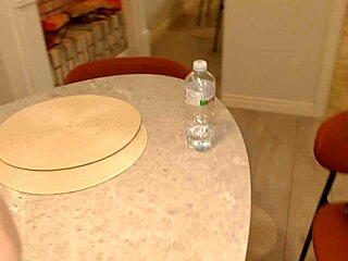 क्या ये प्रेमी जोरदार घरेलू चुदाई और झड़न झेल पाएंगे लंबे अलगाव से पहले भाग 3?