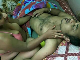 खूबसूरत बांग्लादेशी भाभी रात को प्रेमी से रैंच पर क्रिपी चुदाई करवाती है