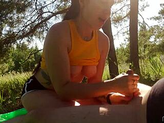 oh man, our weekend picnic turned into this juicy blowjob and quick outdoor fuck with huge cumshot on her ass