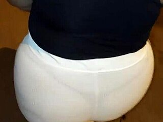 street chubby mature whore with huge ass accepts my filthy fuck proposals?