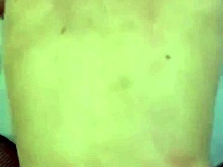 जंगली नोरा मिल्फ ने लंबे स्टॉकिंग्स में गीली चूत चुदवाई एंडी जेड 94 😈