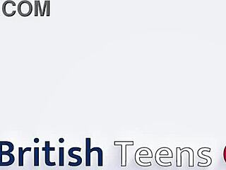 क्यूट ब्रिटिश वर्जिन लड़की की चूत चाटकर ऑर्गेज्म दिलाया बूढ़े आदमी ने