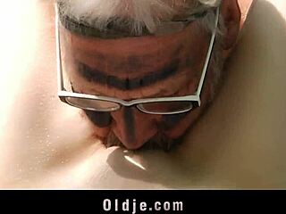 Pregnant bride cheats begs creampie missionary from bull in heels moaning