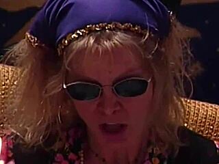 Three Swallows Tarot: Milfs Lick and Finger Retro Pussies