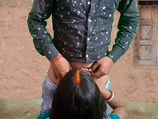 गांव के हसबैंड-वाइफ को वैनिला नहीं, गैपिंग रंच चुदाई चाहिए