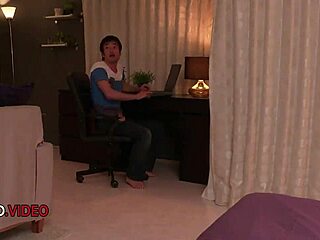 Nana Nakamura teases with naughty JAV blowjob