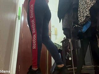 फुटब्रिज सीक्रेट स्पॉट पर हिडन कैम ने क्या गर्म चुदाई कैच की