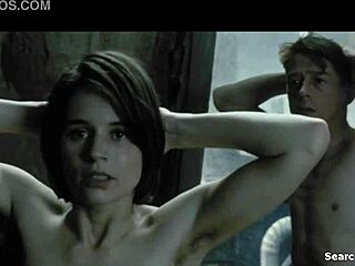 Suzanna Hamilton bares tits in sexy 1984 blue film scenes