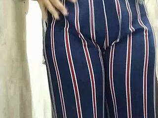 क्या इंडियन 18+ रिया ठाकुर बॉयफ्रेंड वीडियो के लिए नंगी नहाती है?