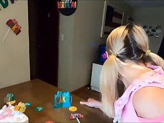 सौतेले पापा मेरी छोटी 18+ चुचियों को 18th बर्थडे पर गले तक क्यों चूस रहे हो डैडी?!