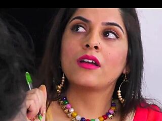 मेरी हॉट इंडियन गर्लफ्रेंड बेस्ट फ्रेंड भी है पागलपन की चुदाई करते हैं