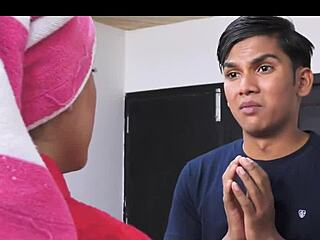 मेरी हॉट इंडियन गर्लफ्रेंड बेस्ट फ्रेंड भी है पागलपन की चुदाई करते हैं