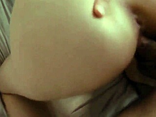 meu irmao gozou dentro no nosso primeiro filme retro!