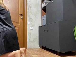 सासू की डॉगी मैराथन से गीली लस्ट फूटी