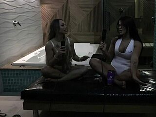 बियांका डेमार्की शूटिंग छोड़ एनल सुरुबा घर रंडी पार्टी शीयर रेड लिंगरी में