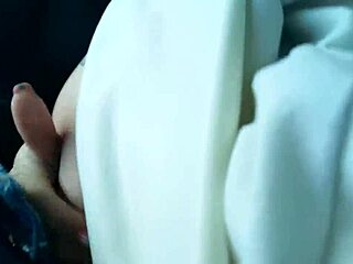 sexy colombian slut blows boyfriend's monster cock on public bus ride bucarasex