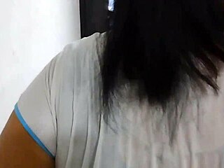 i couldn't resist... this sexy chubby slut seduced me n i covered her in hot cum